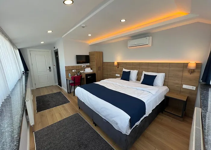 The Blue 5* Stambuł